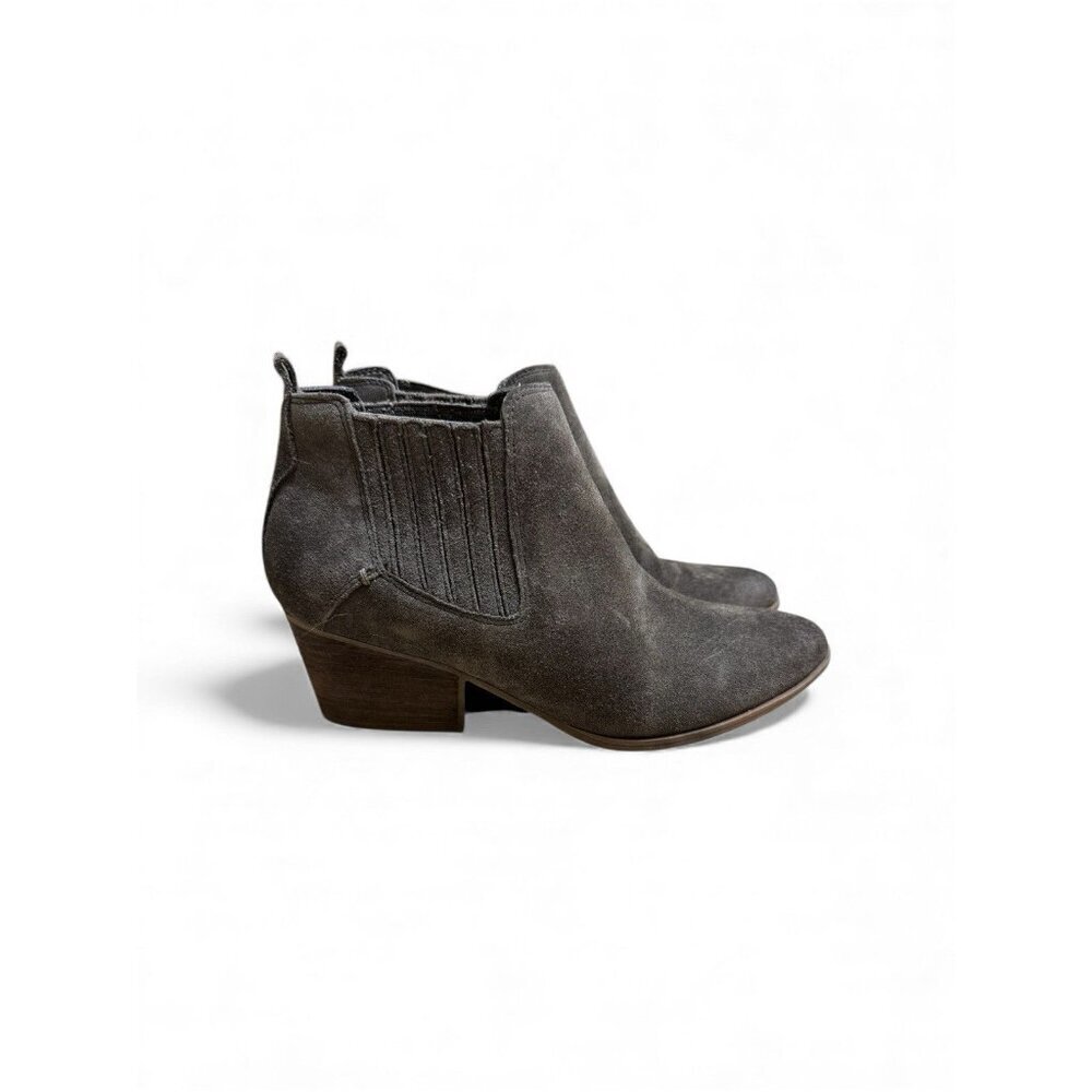 Crown Vintage Suede Chelsea Ankle Booties Size 7.5 2” Heel